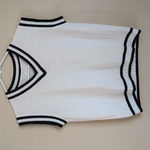 Ivory and Black Unbranded Sweater Vest Preppy Academia Tennis Prep School
